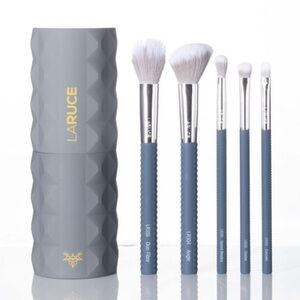 COPY - New: LARUCE Christine Brush Set with case